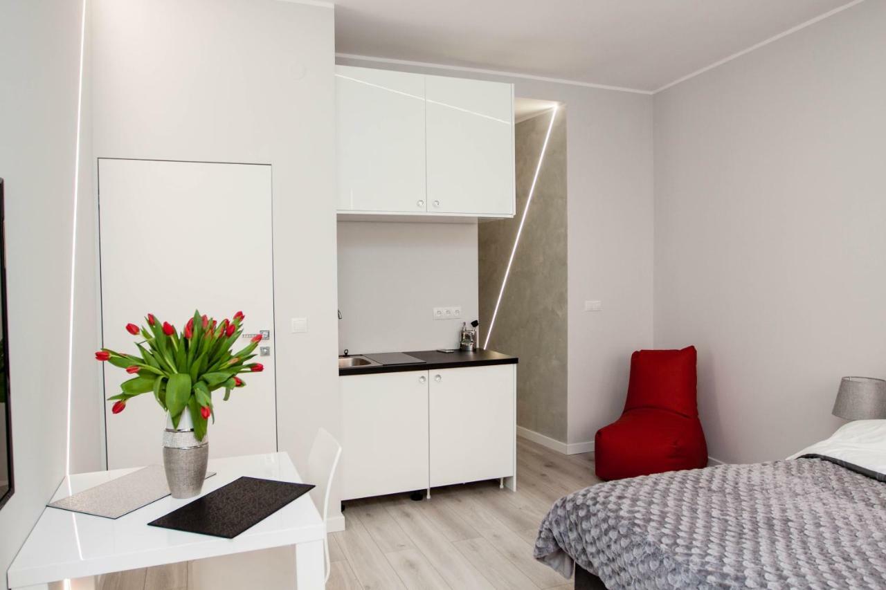 Apartamento Novel Varsovia Exterior foto