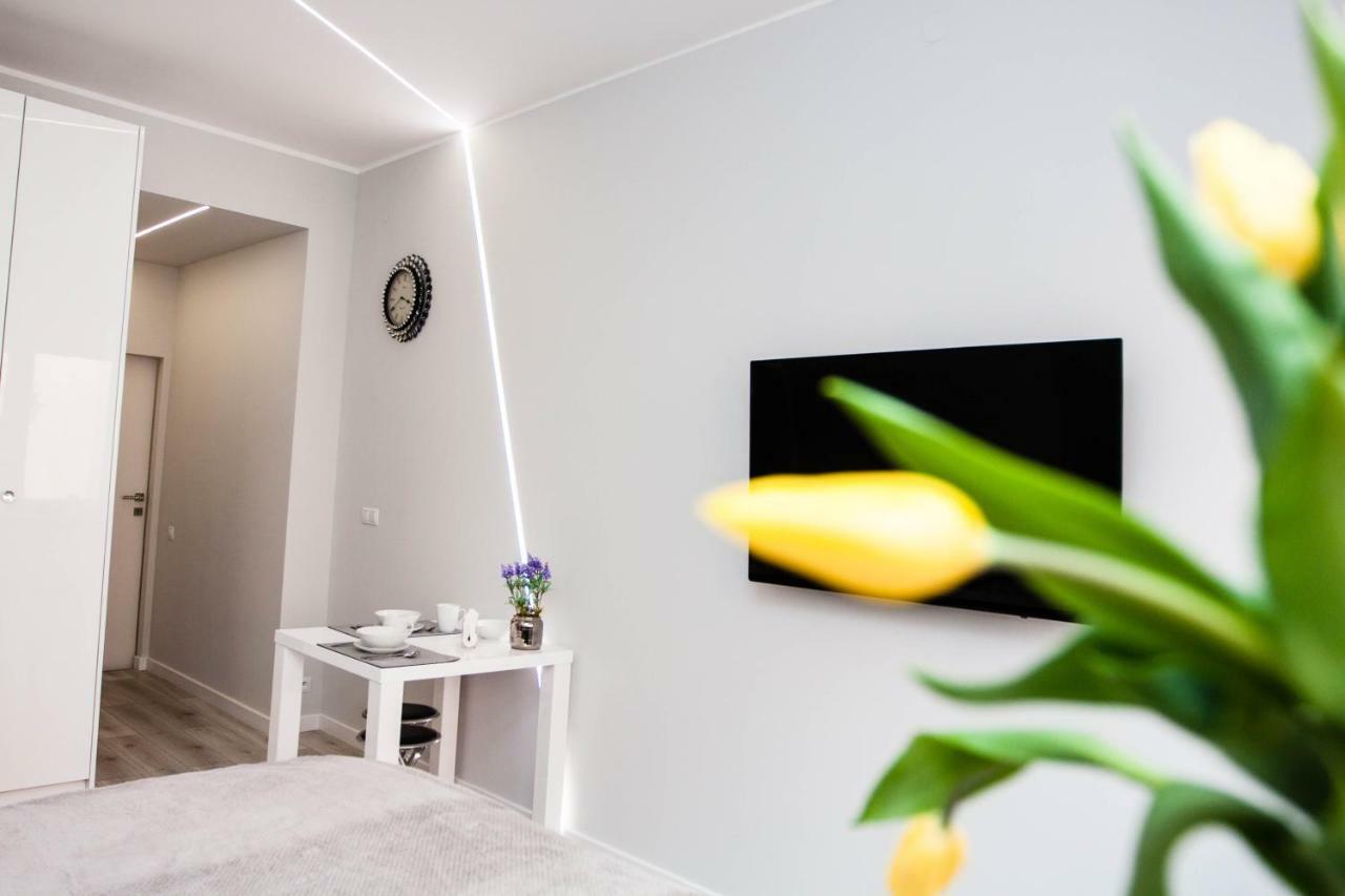 Apartamento Novel Varsovia Exterior foto